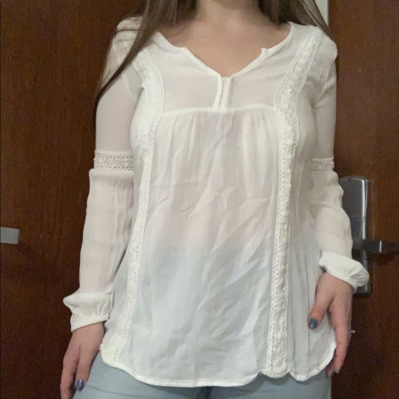 White vintage styled blouse by Arizona jean co - Picture 3 of 8